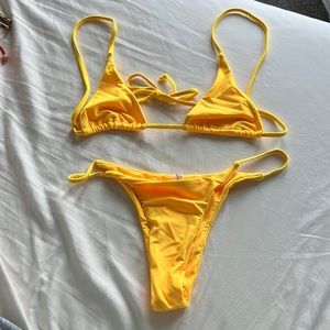 Zaful String Bikini Size Large Color Yellow